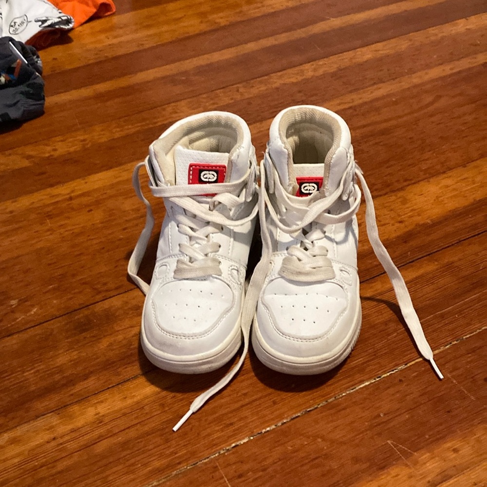Boys Echo Unlimited white high tops, size 12